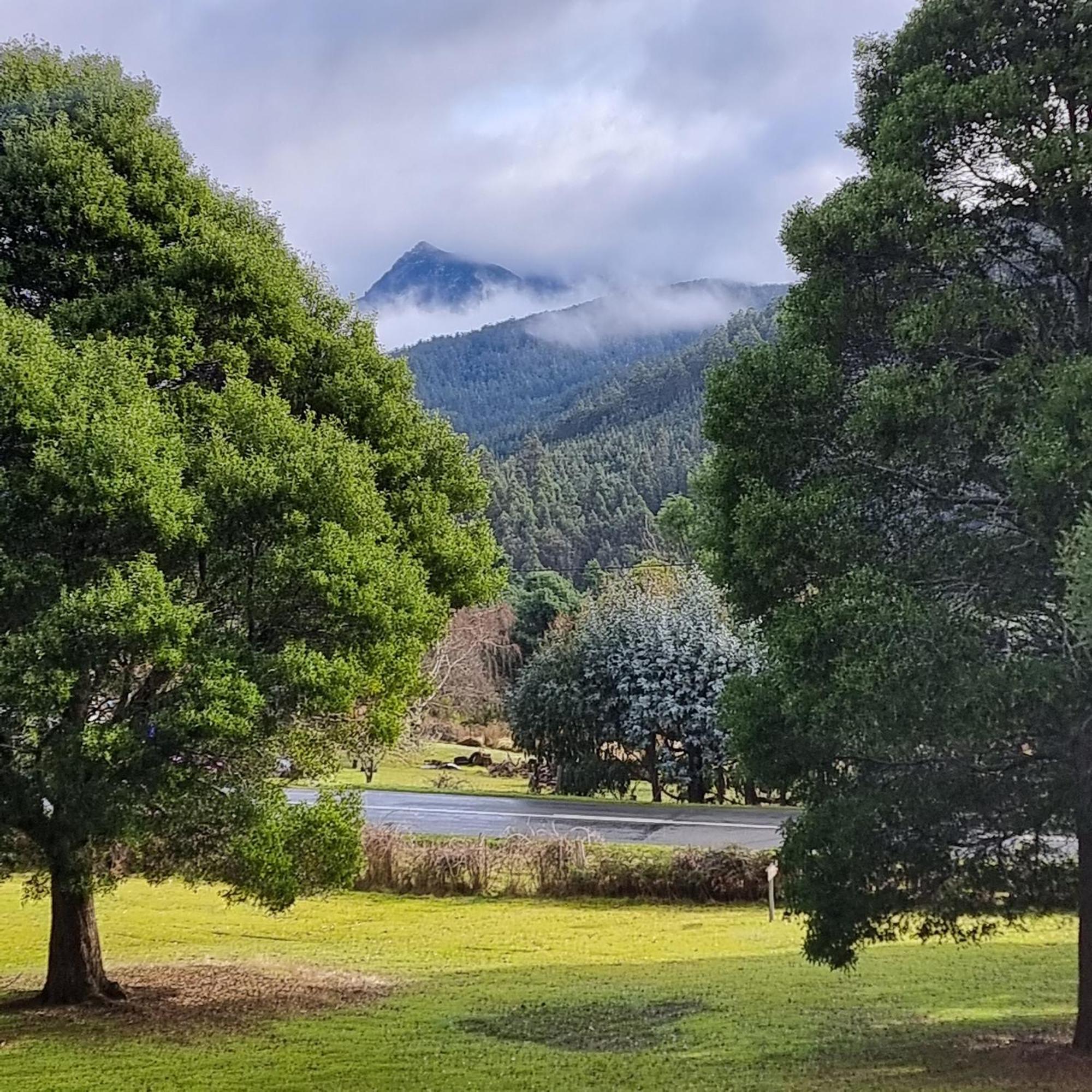 Russell Falls Holiday Cottages National Park Esterno foto